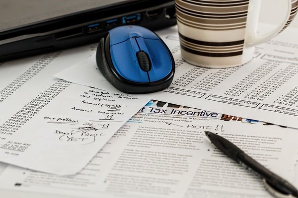 Quel est l'impact des changements fiscaux sur le calcul de l'impôt sur les revenus 2022 pour les contribuables ?